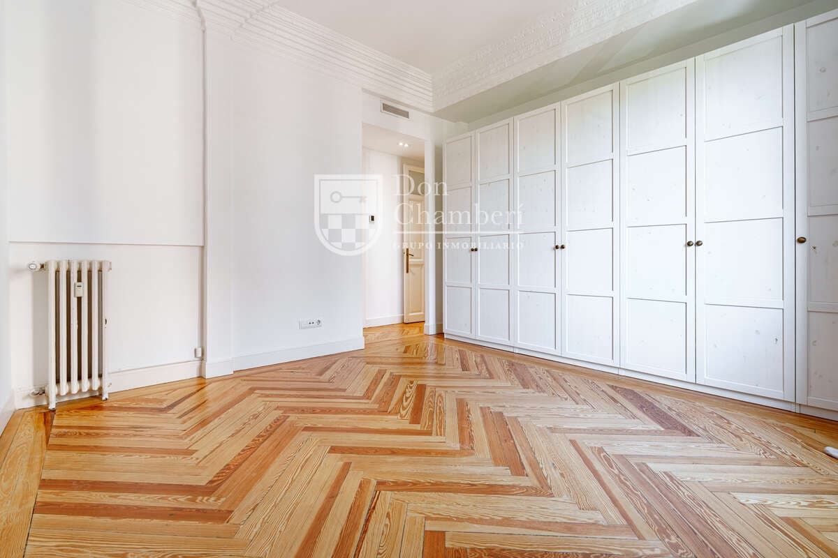 3 makuuhuone Asunto vuokrattavana paikassa Madrid kaupunki - 4 500 € (Ref: 10114561)