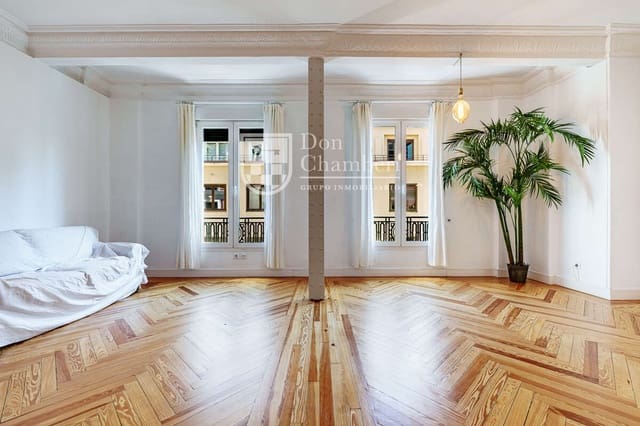 3 makuuhuone Asunto vuokrattavana paikassa Chamberí, Madrid kaupunki - 4 500 € (Ref: 10114561)
