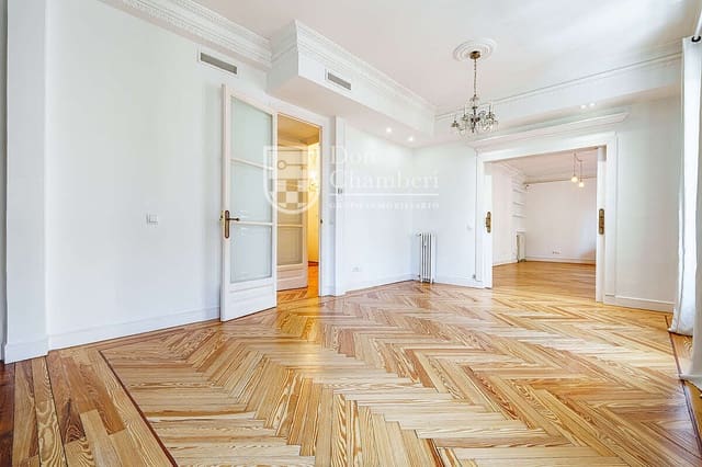 3 makuuhuone Asunto vuokrattavana paikassa Chamberí, Madrid kaupunki - 4 500 € (Ref: 10114561)