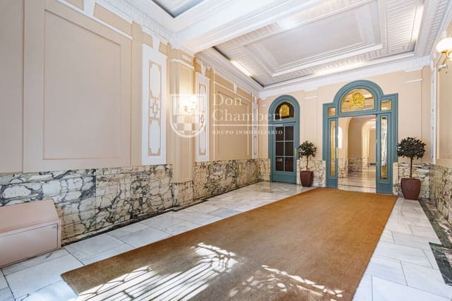 3 makuuhuone Asunto vuokrattavana paikassa Chamberí, Madrid kaupunki - 4 500 € (Ref: 10114561)