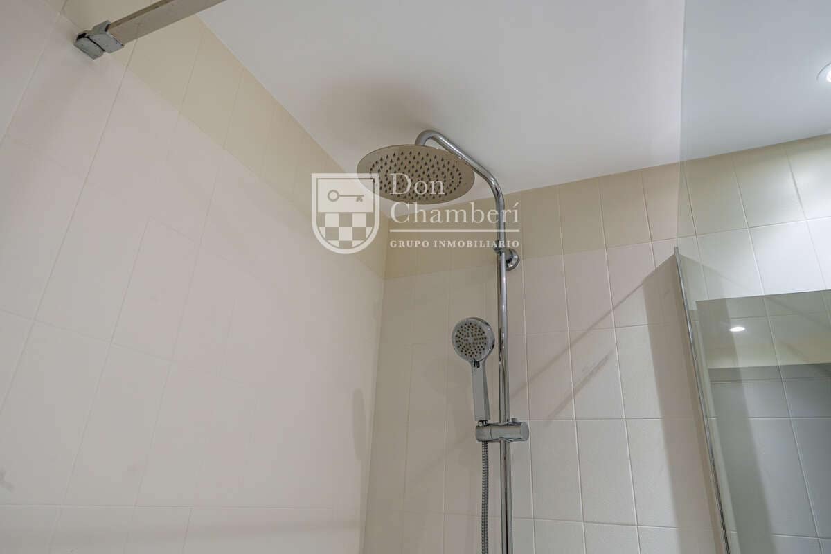 1 bedroom Flat for rent in Madrid city with pool garage - € 1,500 (Ref: 10139032)