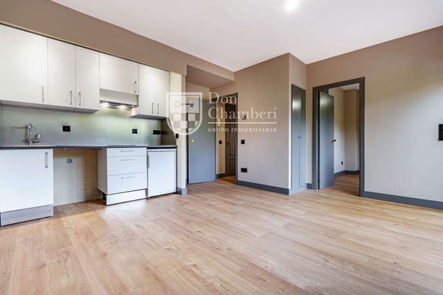 1 bedroom Flat for rent in Hortaleza, Madrid city with pool garage - € 1,500 (Ref: 10139032)