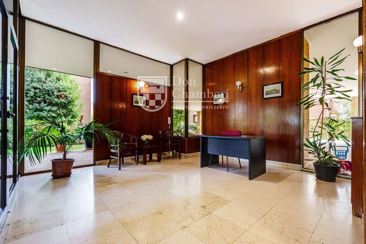 1 bedroom Flat for rent in Madrid city with pool garage - € 1,500 (Ref: 10139032)