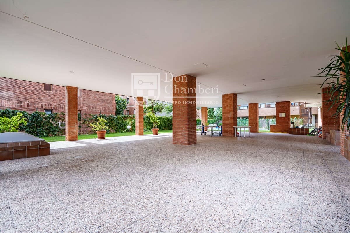 1 bedroom Flat for rent in Madrid city with pool garage - € 1,500 (Ref: 10139032)
