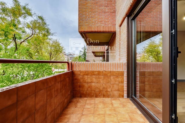 1 bedroom Flat for rent in Hortaleza, Madrid city with pool garage - € 1,500 (Ref: 10139032)