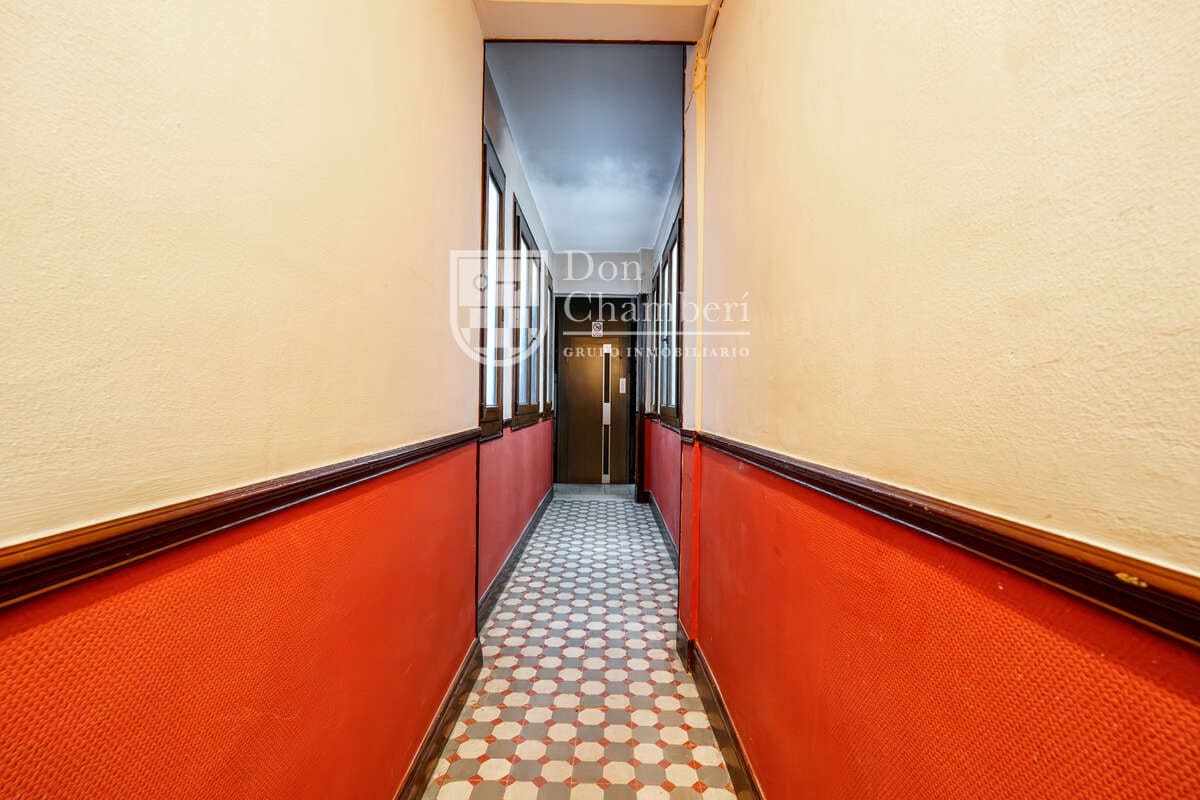 2 soveværelse Lejlighed til leje i Madrid by - € 2.100 (Ref: 10157145)