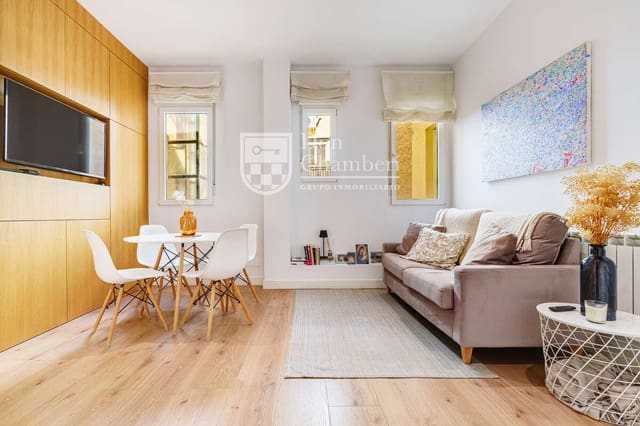 2 soverom Leilighet til leie i Chamberí, Madrid by - € 2 100 (Ref: 10157145)