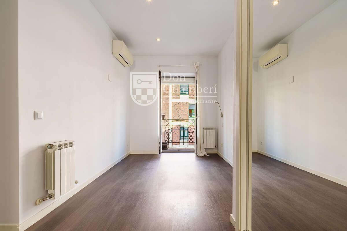 2 soverom Leilighet til salgs i Madrid by - € 850 000 (Ref: 9416130)