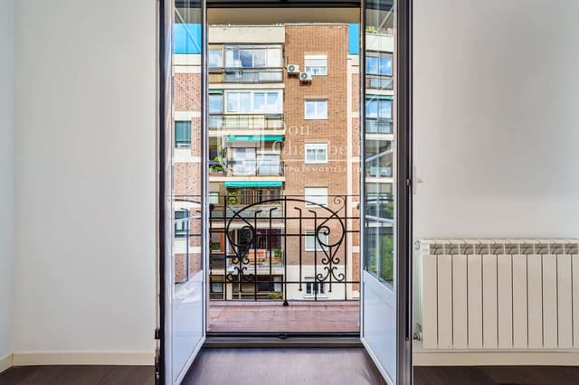 2 soverom Leilighet til salgs i Chamberí, Madrid by - € 850 000 (Ref: 9416130)