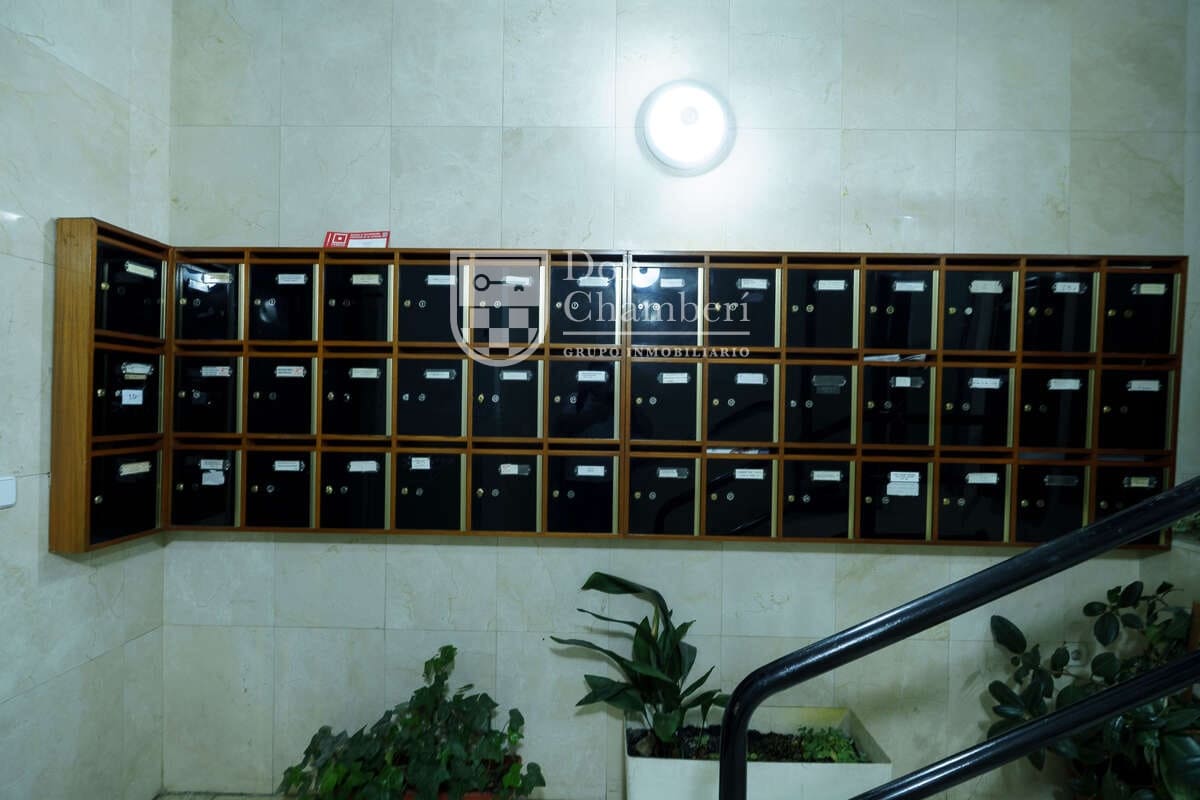 2 bedroom Flat for sale in Madrid city - € 499,000 (Ref: 9416131)