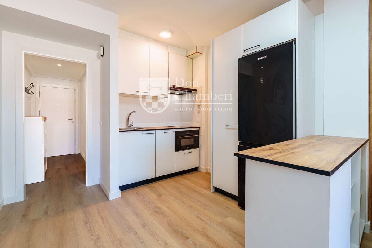 Estúdio para arrendar em Madrid cidade - 1 350 € (Ref: 9416138)