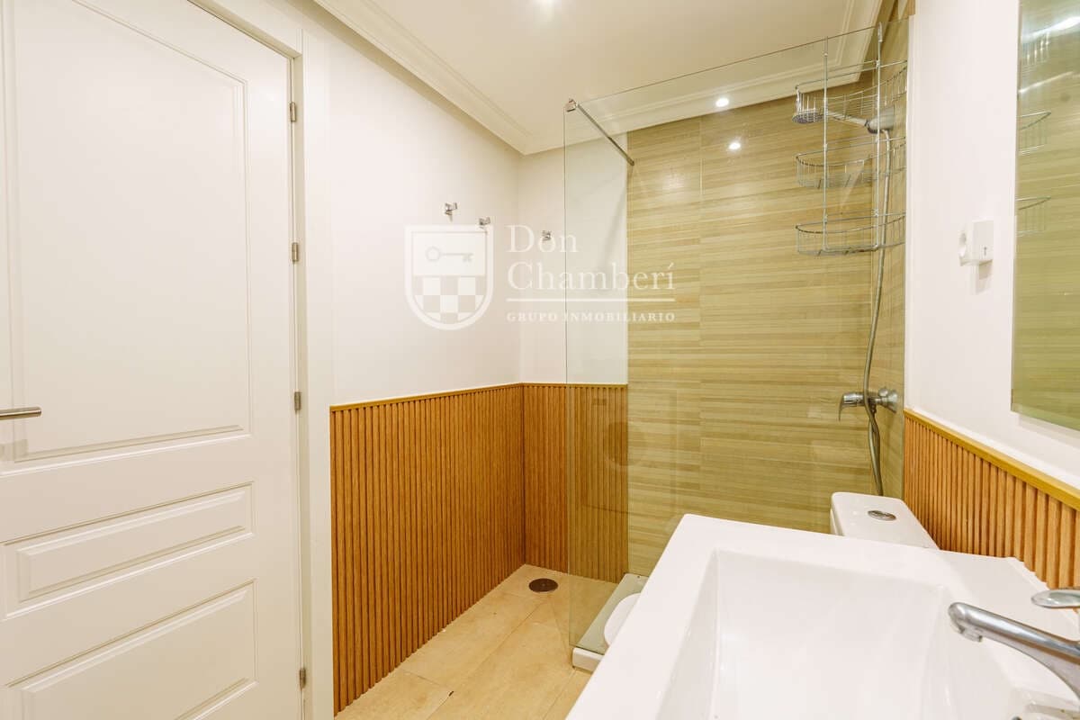 Estúdio para arrendar em Madrid cidade - 1 350 € (Ref: 9416138)