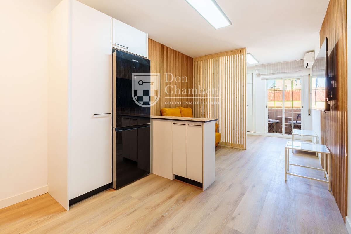 Estúdio para arrendar em Madrid cidade - 1 350 € (Ref: 9416138)