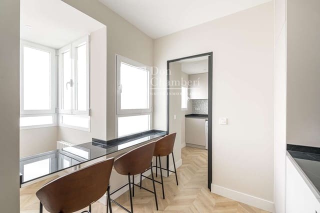 2 soveværelse Lejlighed til salg i Salamanca, Madrid by - € 1.364.000 (Ref: 9416150)