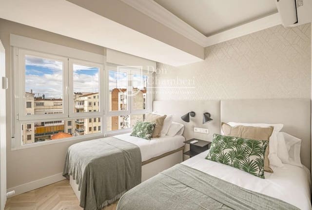 2 soveværelse Lejlighed til salg i Salamanca, Madrid by - € 1.364.000 (Ref: 9416150)