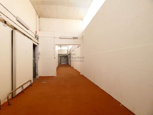 Commercieel te koop in Valmojado - € 600.000 (Ref: 9416152)