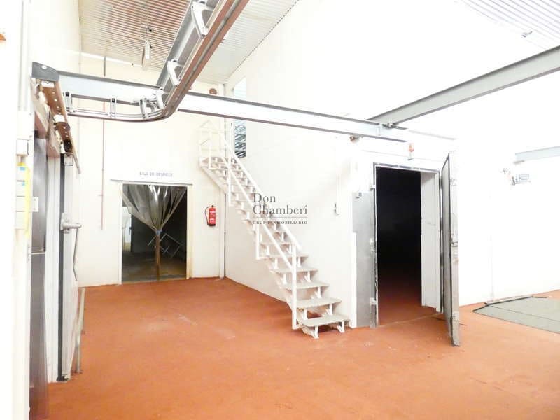 Kommersiell til salgs i Valmojado - € 600 000 (Ref: 9416152)