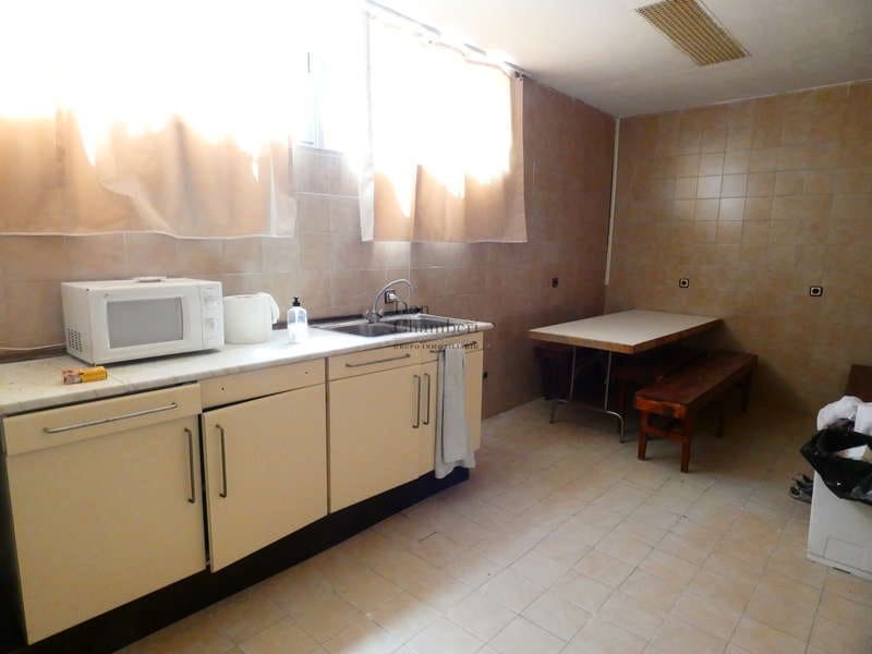 Kommersiell til salgs i Valmojado - € 600 000 (Ref: 9416152)