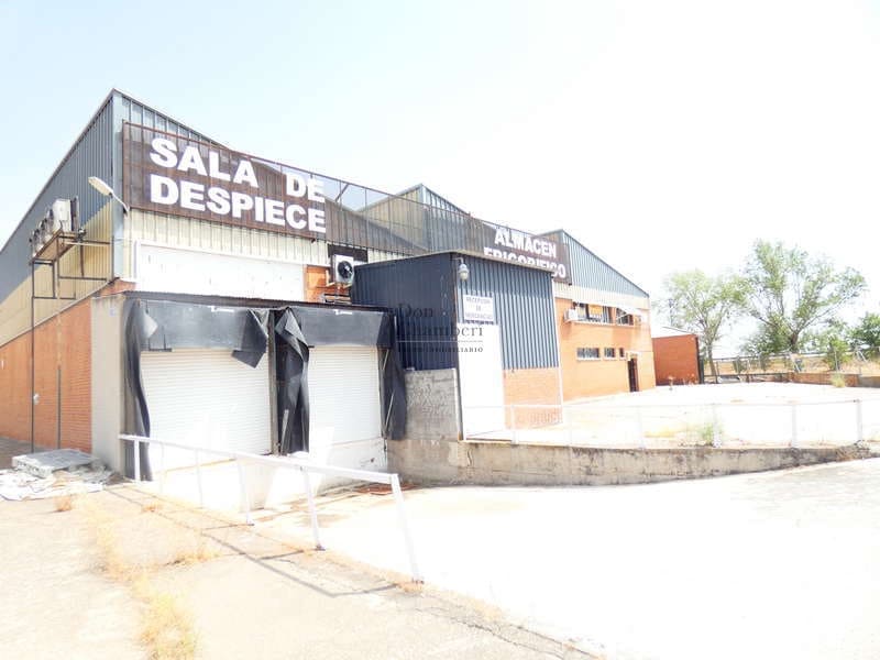 Kommersiell til salgs i Valmojado - € 600 000 (Ref: 9416152)