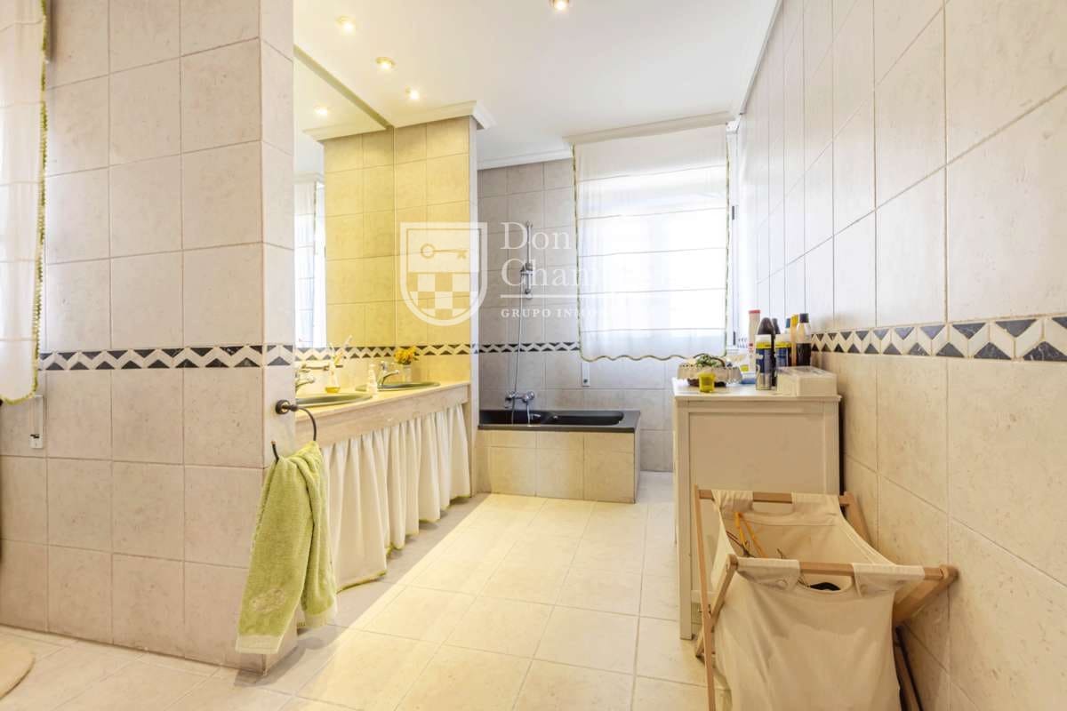 5 chambre Villa/Maison à vendre à Villaviciosa de Odon avec piscine garage - 1 250 000 € (Ref: 9416154)