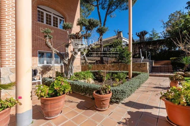 5 slaapkamer Villa te koop in Villaviciosa de Odón met zwembad garage - € 1.250.000 (Ref: 9416154)