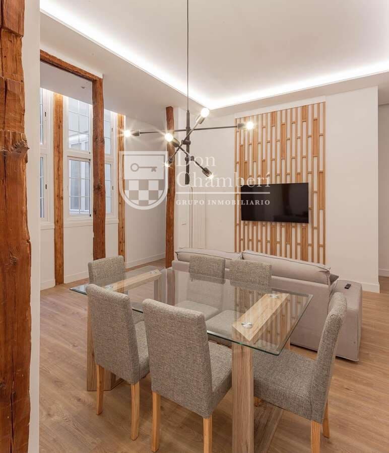 3 bedroom Flat for sale in Madrid city - € 989,000 (Ref: 9416156)