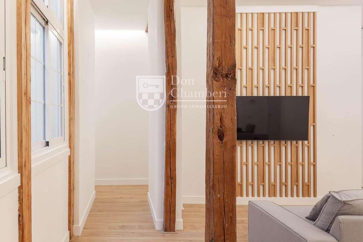 3 bedroom Flat for sale in Madrid city - € 989,000 (Ref: 9416156)