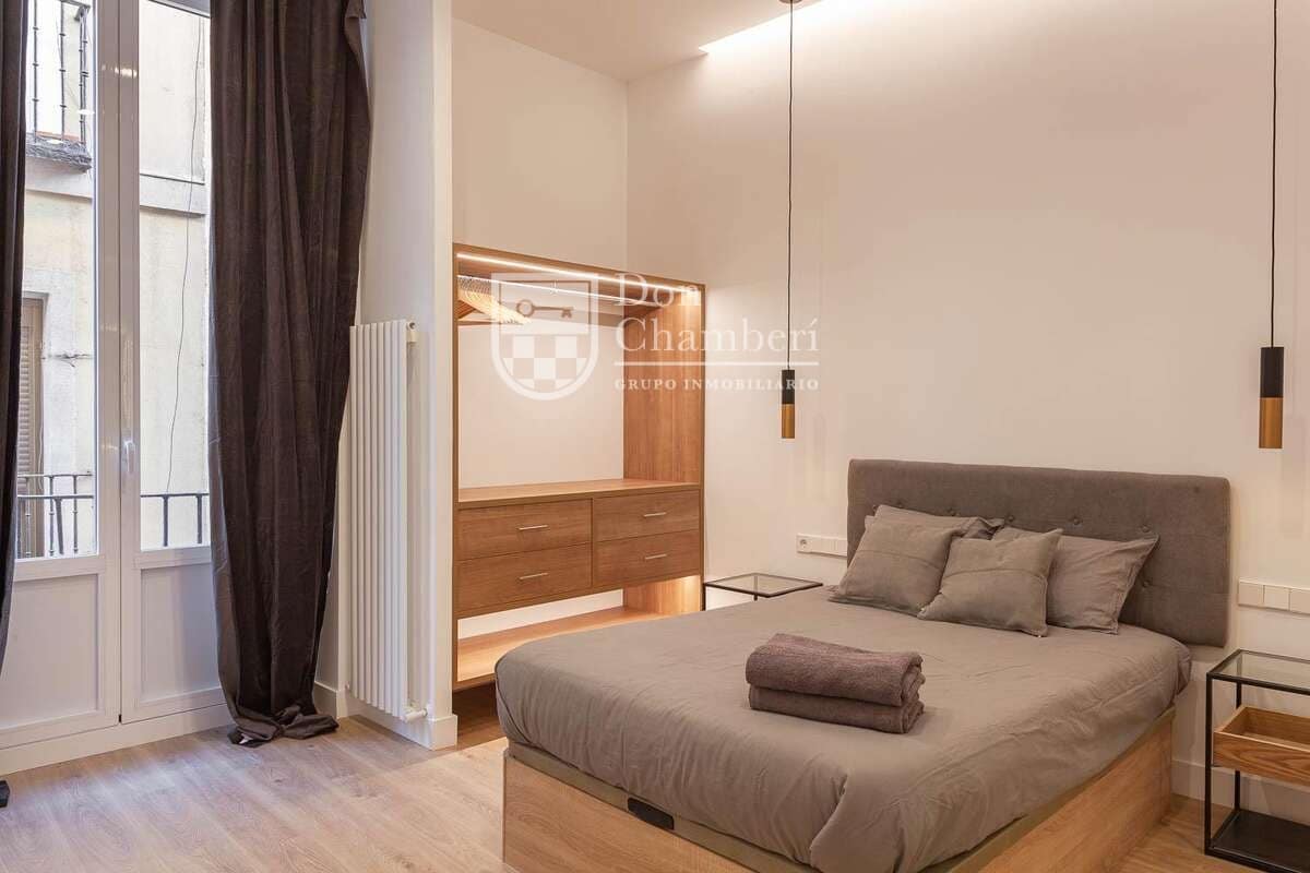 3 soveværelse Lejlighed til salg i Madrid by - € 989.000 (Ref: 9416156)