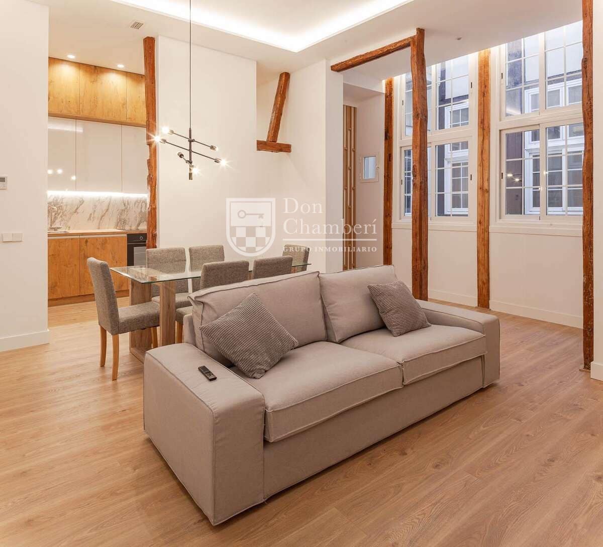3 soveværelse Lejlighed til salg i Madrid by - € 989.000 (Ref: 9416156)