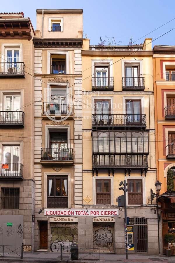 3 soveværelse Lejlighed til salg i Madrid by - € 989.000 (Ref: 9416156)