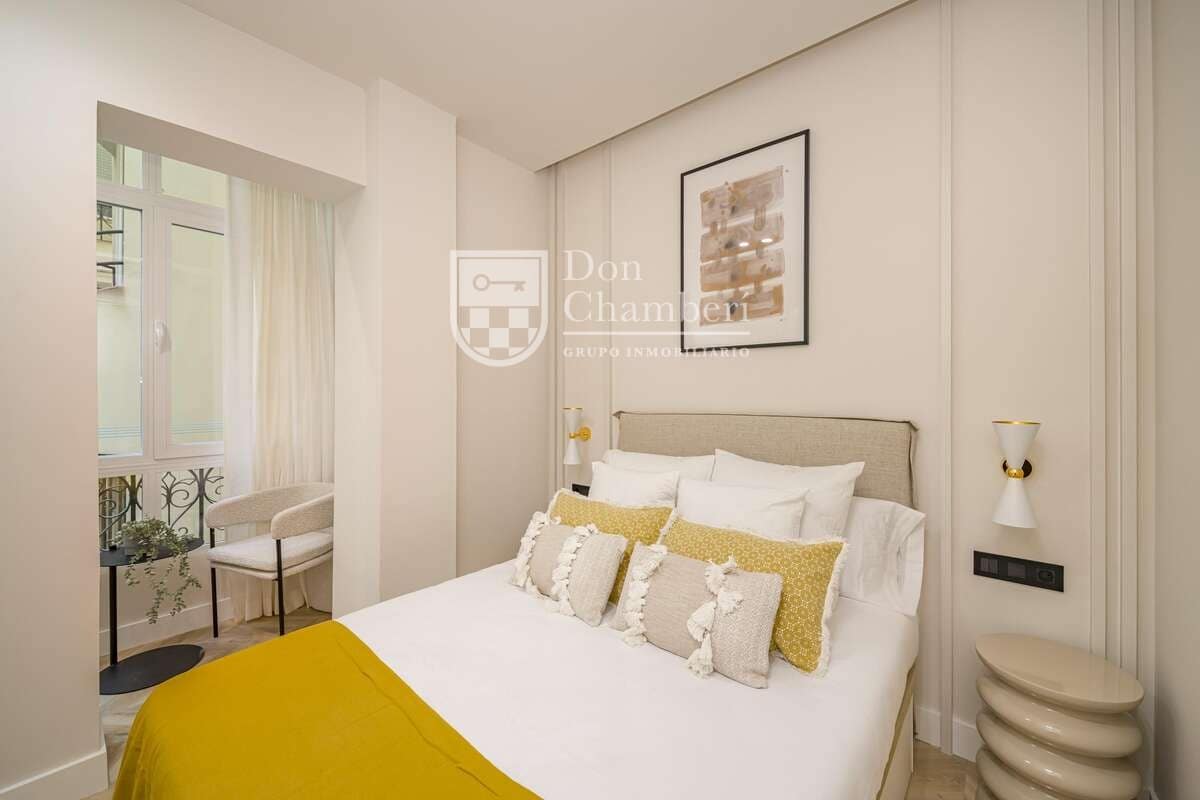3 soveværelse Lejlighed til salg i Madrid by - € 959.000 (Ref: 9416160)
