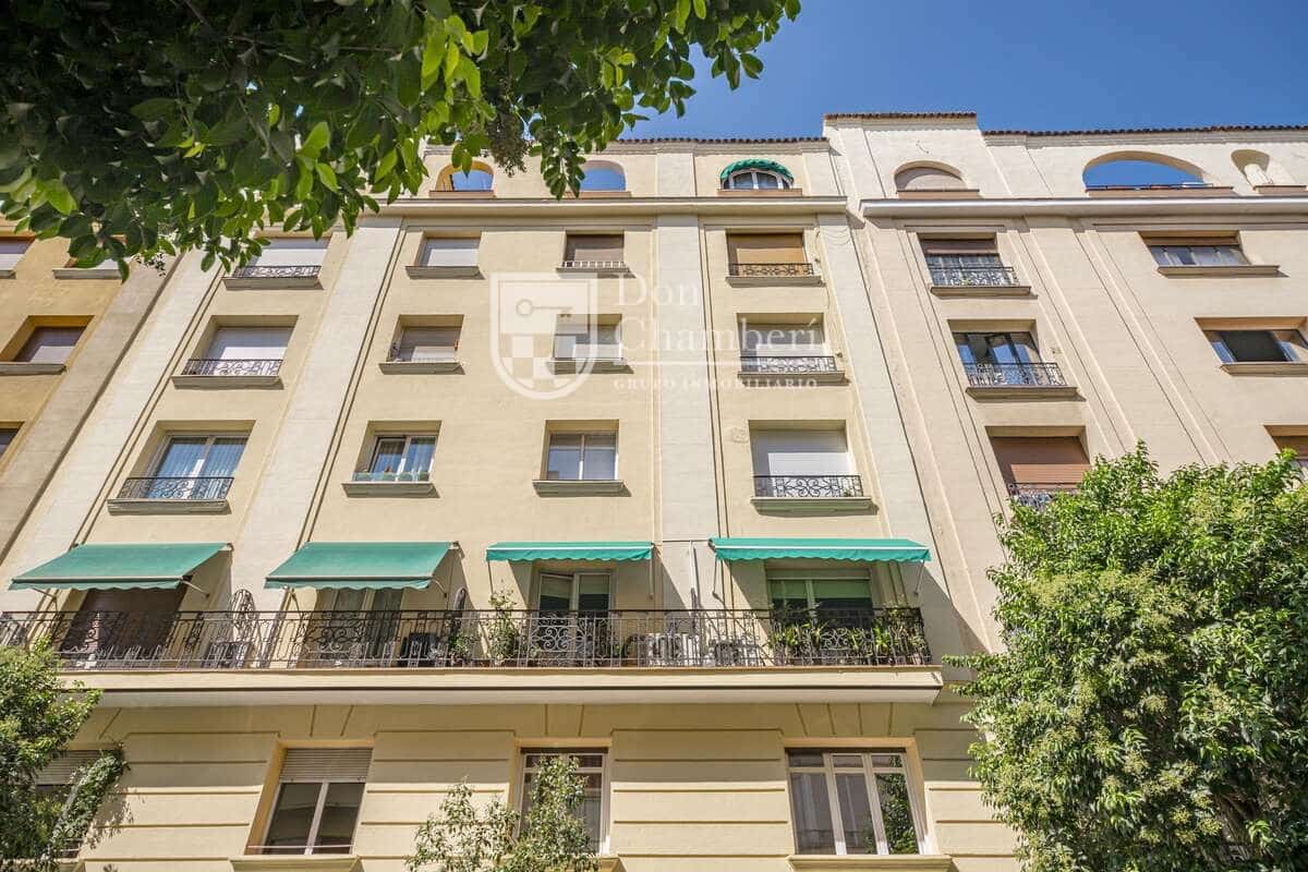 3 soveværelse Lejlighed til salg i Madrid by - € 959.000 (Ref: 9416160)