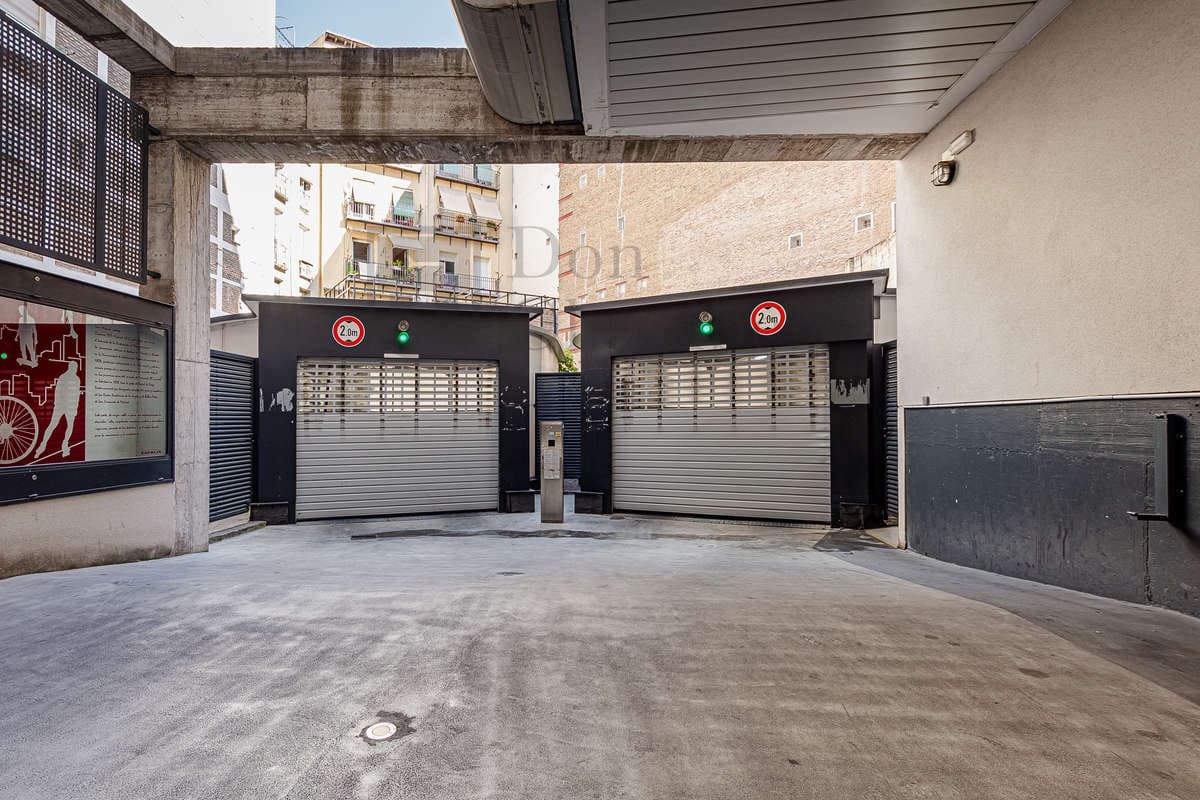 Garage zu vermieten in Madrid Stadt - 180 € (Ref: 9416166)