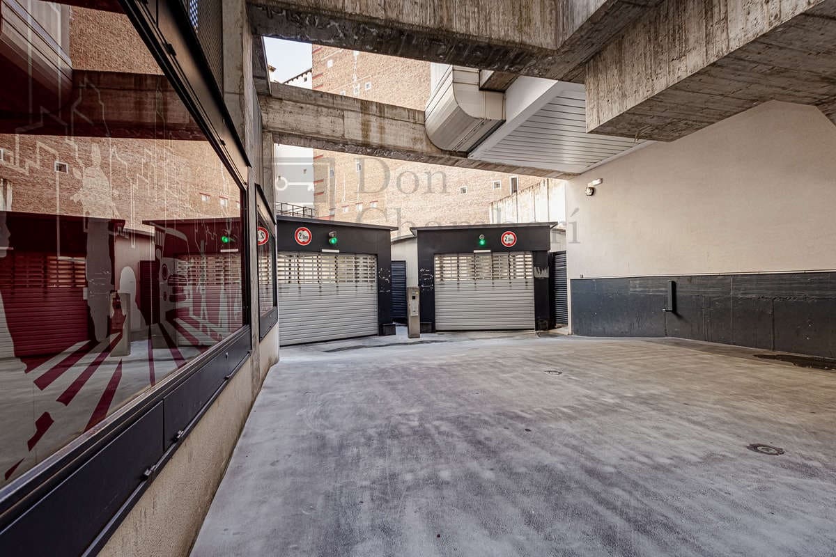 Garage zu vermieten in Madrid Stadt - 180 € (Ref: 9416166)