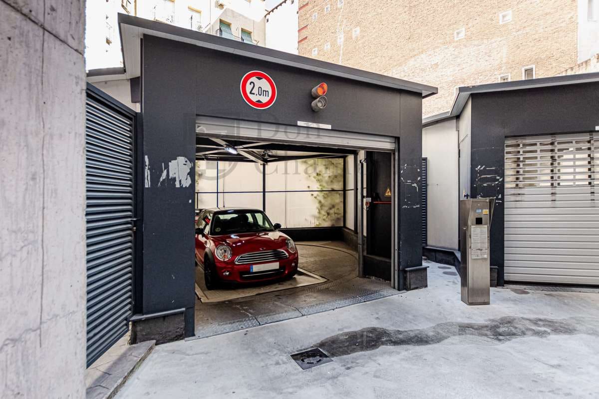 Garage zu vermieten in Madrid Stadt - 180 € (Ref: 9416166)