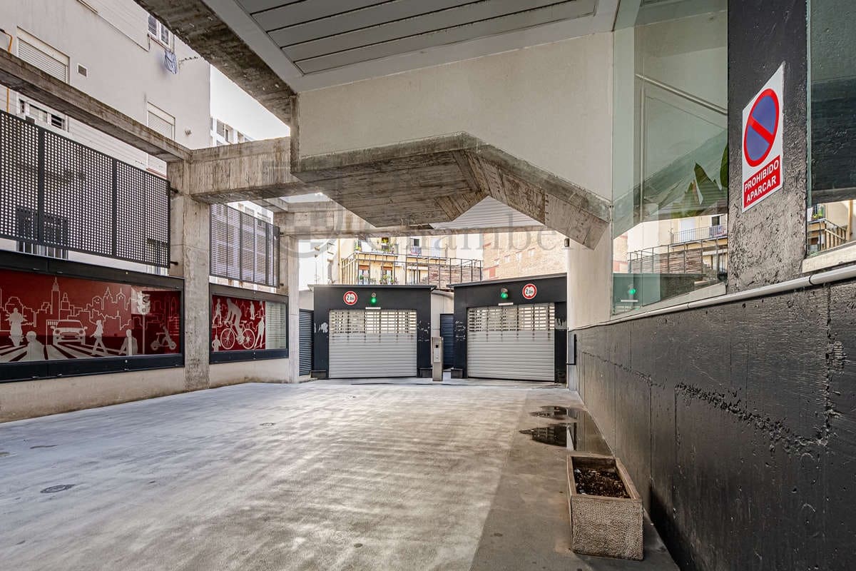 Garage zu vermieten in Madrid Stadt - 180 € (Ref: 9416166)