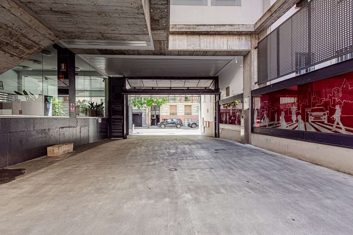 Garage zu vermieten in Madrid Stadt - 180 € (Ref: 9416166)