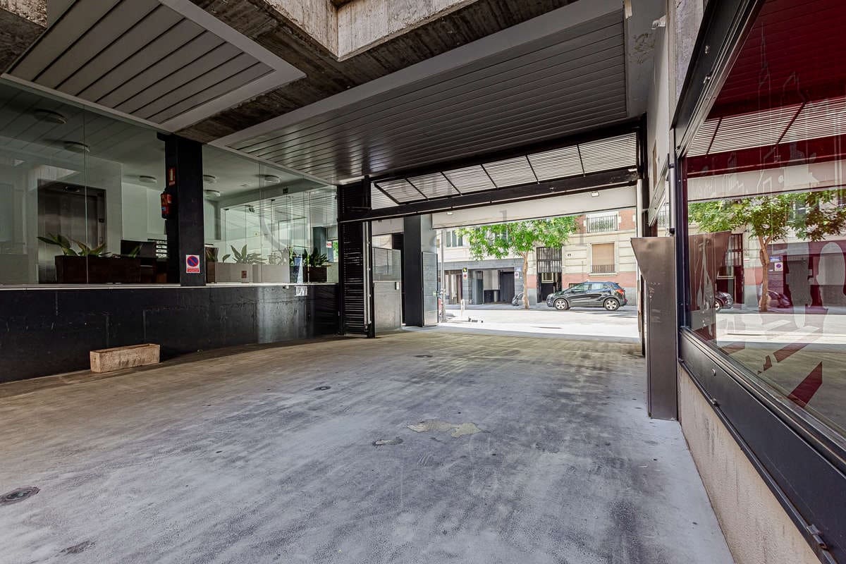 Garage zu vermieten in Madrid Stadt - 180 € (Ref: 9416166)