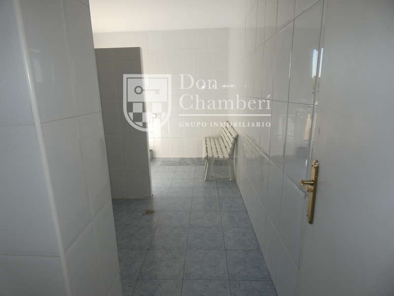 Office for sale in Madrid city - € 1,490,000 (Ref: 9416168)