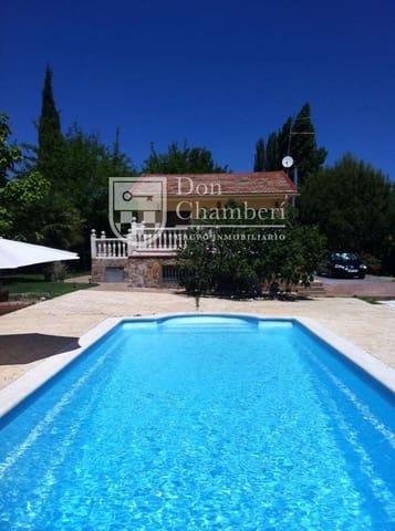Chalet de 2 habitaciones en El Viso de San Juan en venta con piscina garaje - 276.000 € (Ref: 9424214)