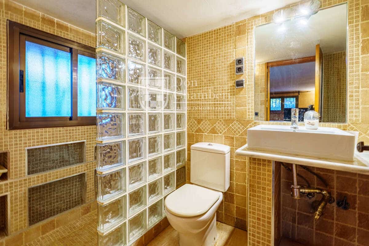 Chalet de 2 habitaciones en El Viso de San Juan en venta con piscina garaje - 276.000 € (Ref: 9424214)