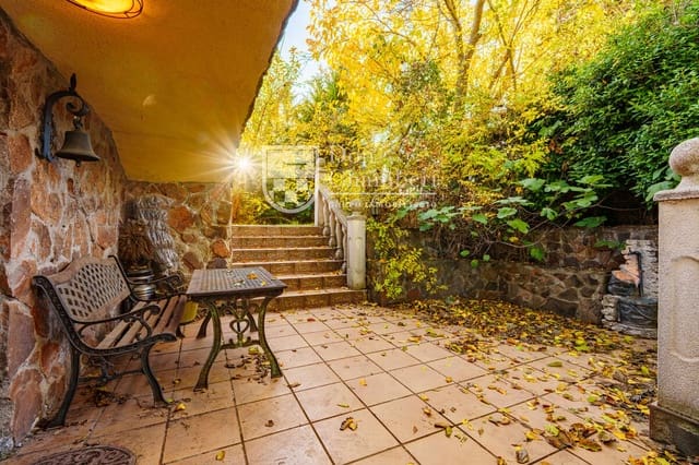 Chalet de 2 habitaciones en El Viso de San Juan en venta con piscina garaje - 276.000 € (Ref: 9424214)