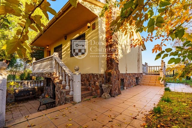 Chalet de 2 habitaciones en El Viso de San Juan en venta con piscina garaje - 276.000 € (Ref: 9424214)