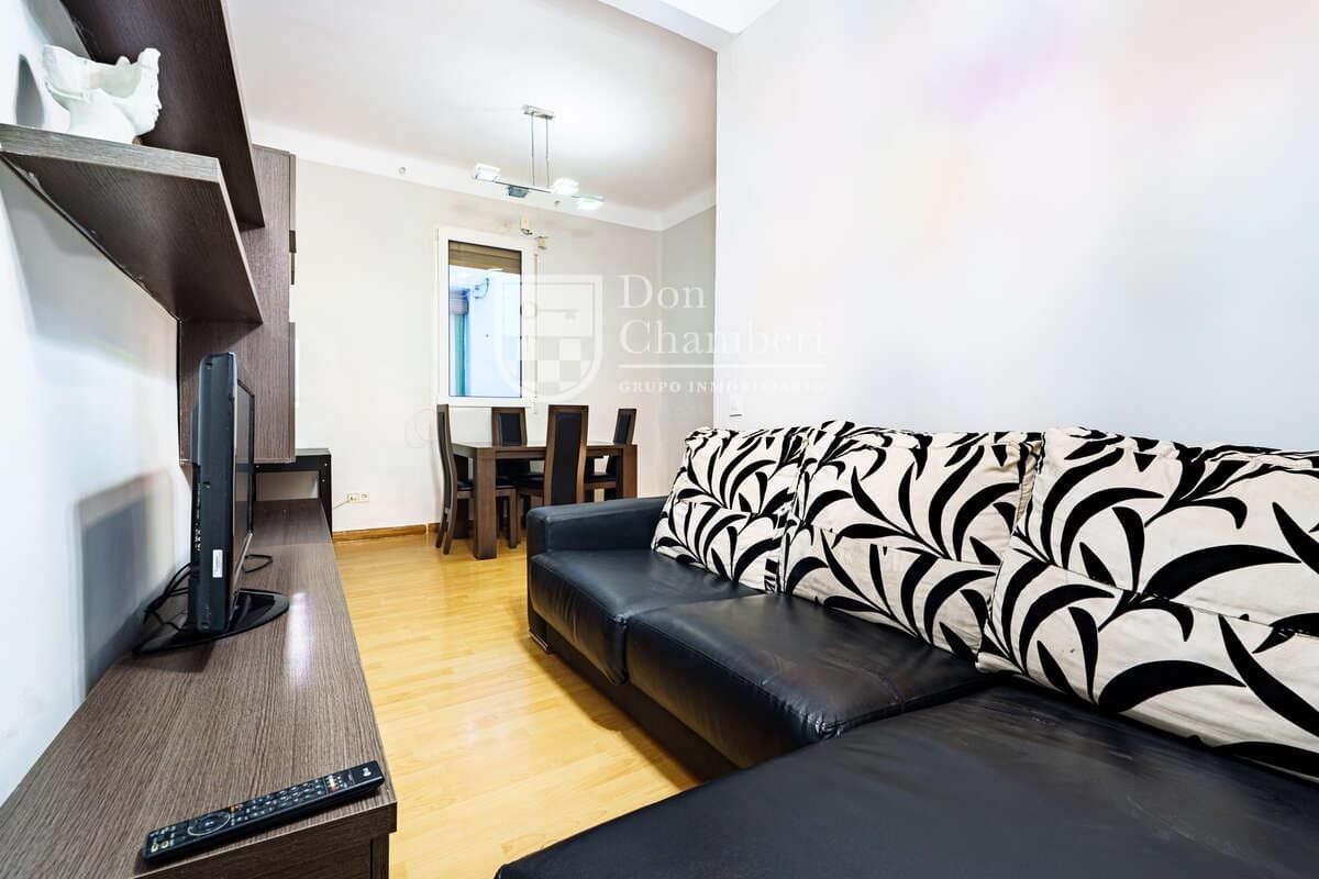 2 soveværelse Lejlighed til salg i Madrid by - € 409.000 (Ref: 9448845)