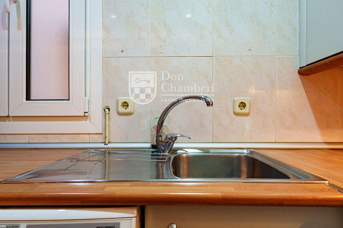 2 soveværelse Lejlighed til salg i Madrid by - € 409.000 (Ref: 9448845)