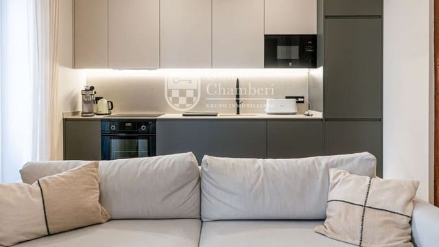 3 slaapkamer Flat te huur in Universidad, Madrid stad - € 4.400 (Ref: 9448847)