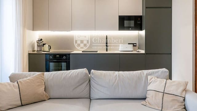 3 Zimmer Wohnung zu vermieten in Universidad, Madrid Stadt - 4.400 € (Ref: 9448847)