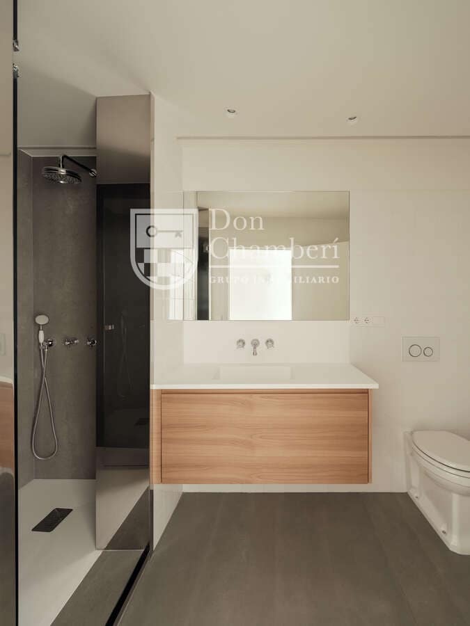 3 bedroom Flat for rent in Madrid city - € 3,500 (Ref: 9455740)