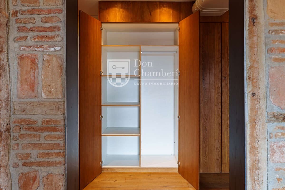 3 bedroom Flat for rent in Madrid city - € 3,500 (Ref: 9455740)