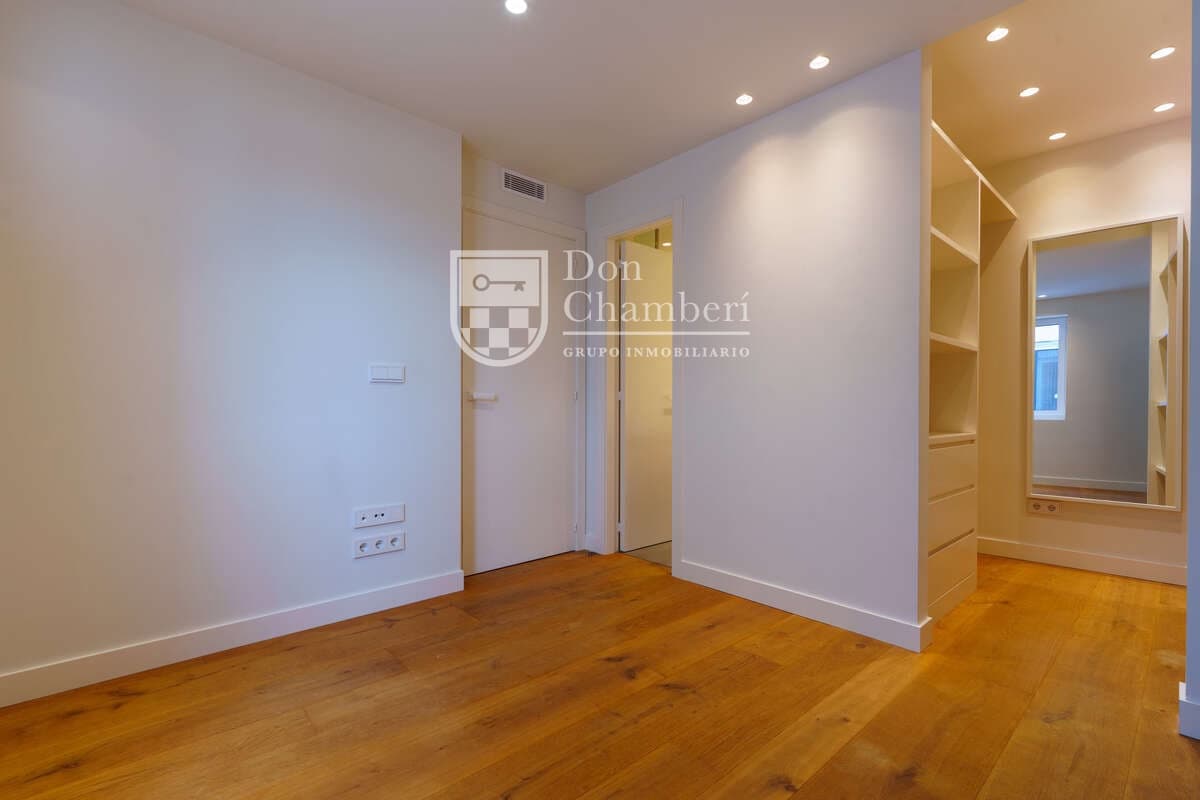 3 bedroom Flat for rent in Madrid city - € 3,500 (Ref: 9455740)